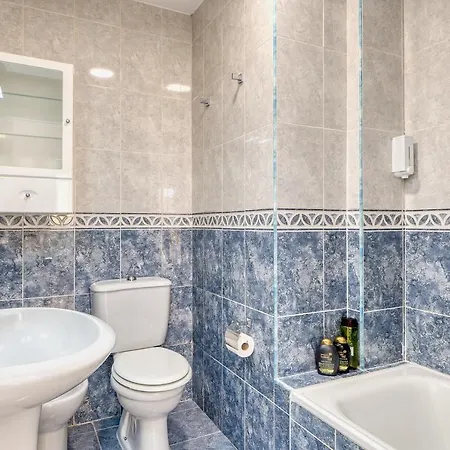 Bright&breezy Merced Apartament