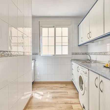 Bright&breezy Merced Apartament